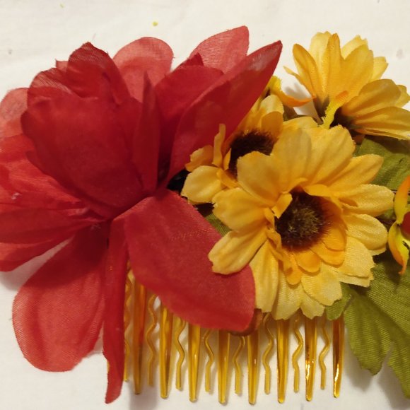 🌹Handmade🌹 Pin Up - Flower Hair Comb - Picture 1 of 1